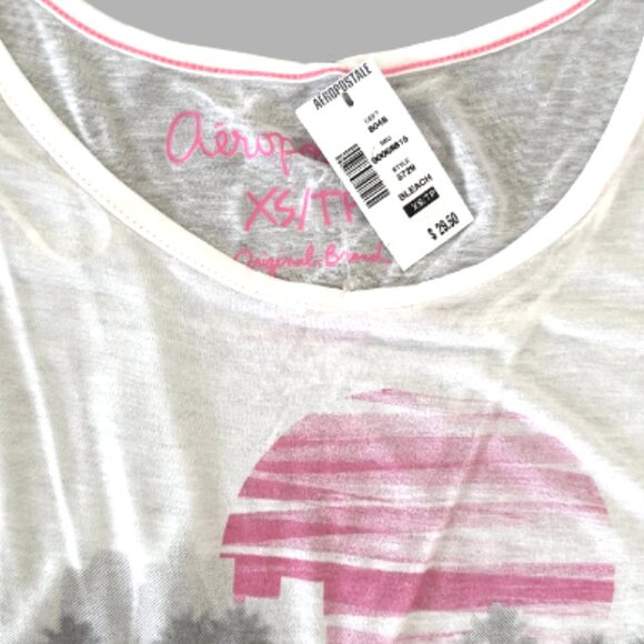 Aero White California Graphic Tee – Size XS (NWT) - Picture 4 of 4